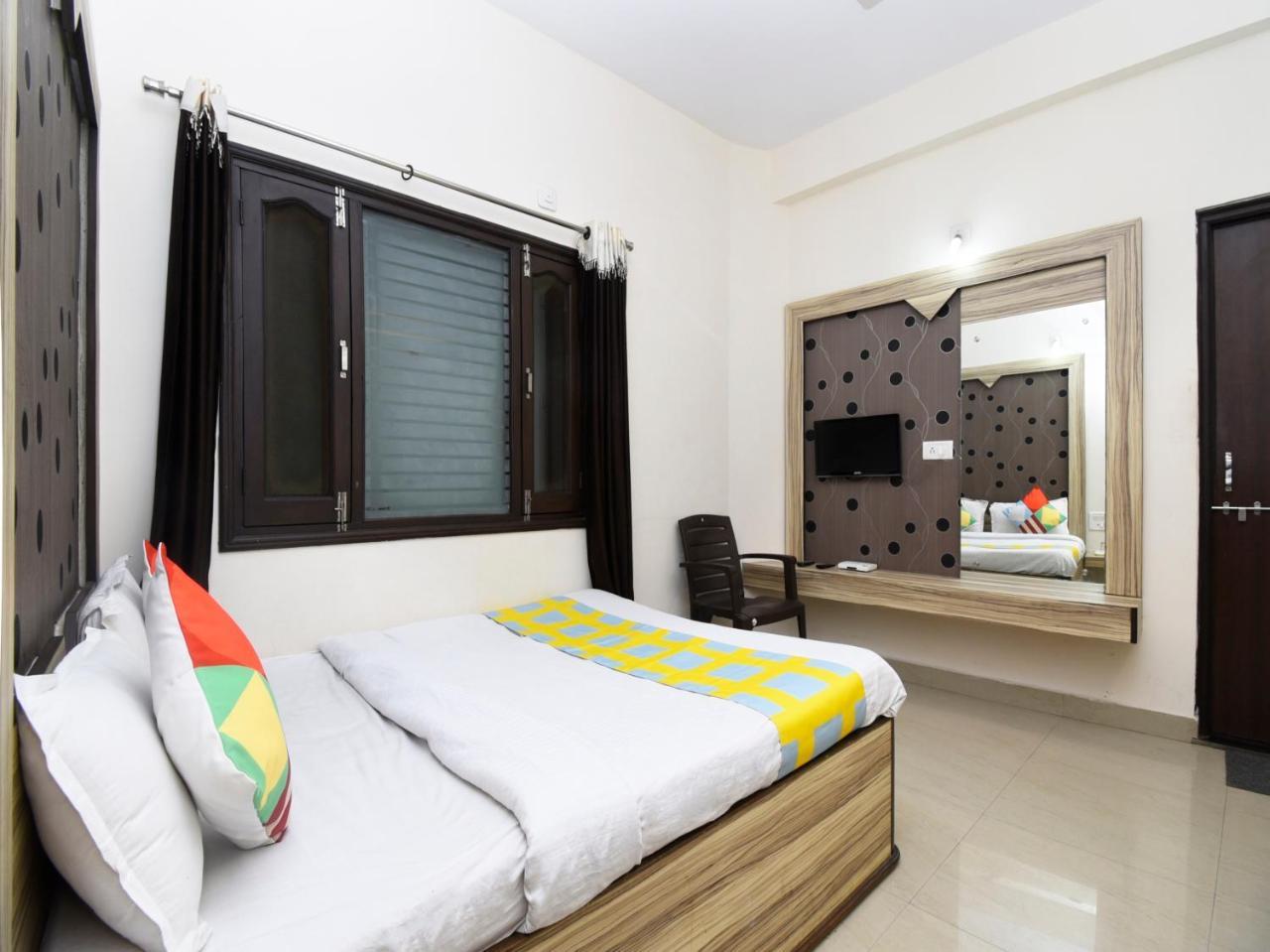 Elegant 1Br Stay In Mount Abu Central Exteriör bild